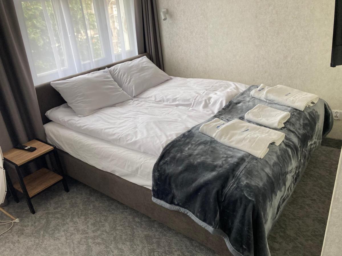 Neos Guest house