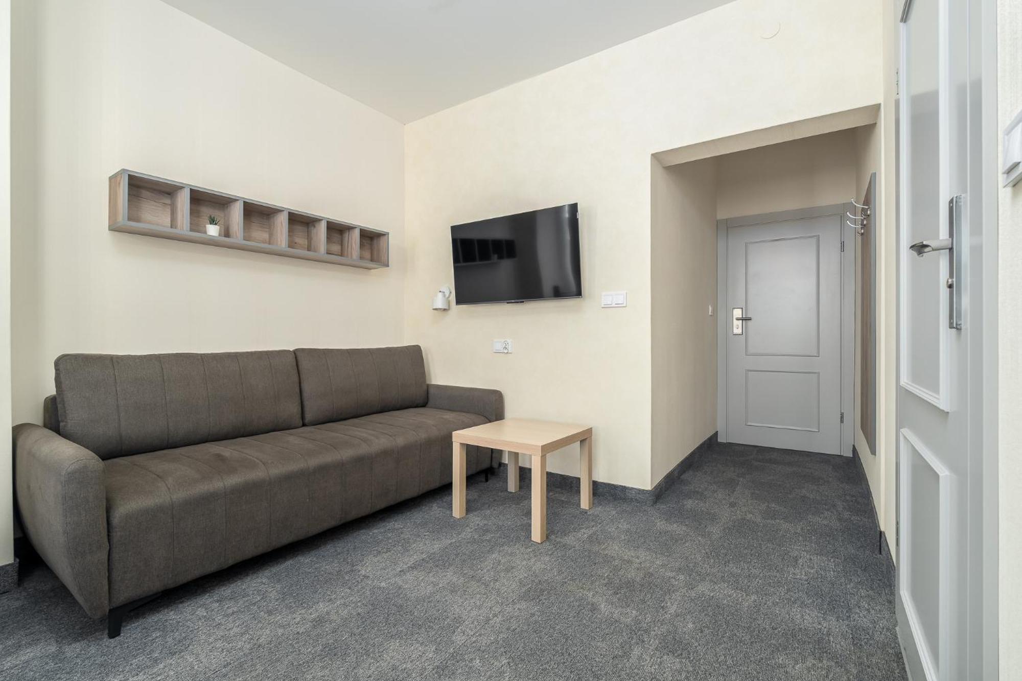 Neos Guest house