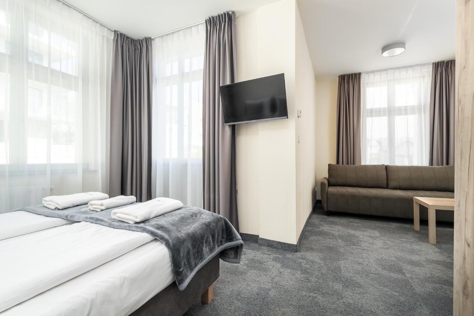Neos Guest house *
